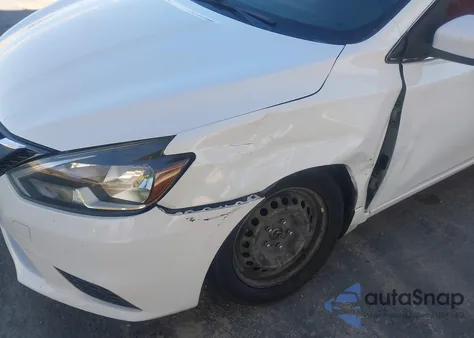 2018 Nissan Sentra S z USA, uszkodzony, nr VIN 3N1AB7AP6JY335499